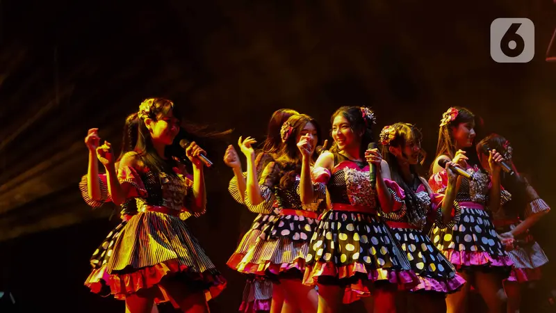 Penampilan JKT48 Guncang Panggung Soundsfest 2024