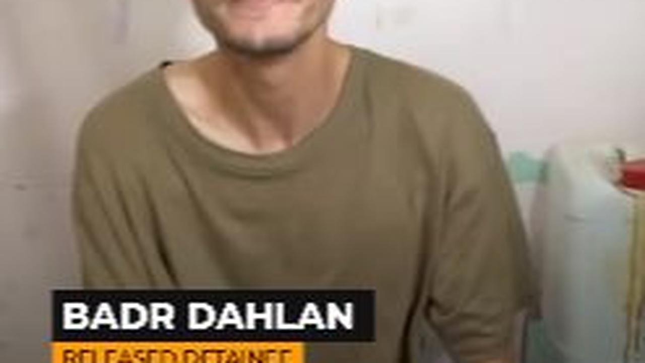 "Menahannya selama sebulan tanpa tuduhan," demikian dikutip dari video milik akun Instagram @aljazeeraenglish beberapa waktu lalu.