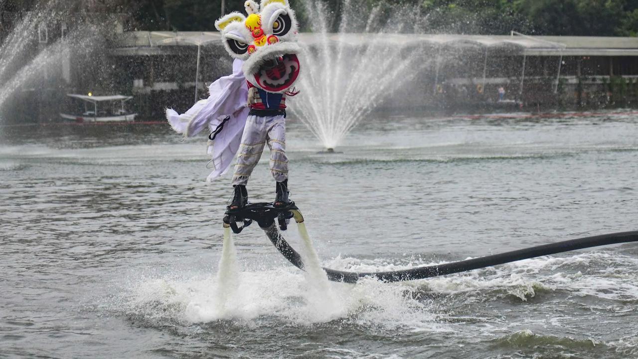 FOTO: Aerial Lion Dance Semarakkan Festival Imlek Jakarta 2026