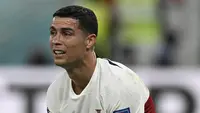 Penyerang Portugal #07 Cristiano Ronaldo bereaksi setelah timnya kalah atas Maroko pada pertandingan perempat final Piala Dunia 2022 kontra Maroko di Stadion Al-Thumama di Doha, Sabtu (9/12/2022). Cristiano Ronaldo tak kuasa menahan air mata seusai timnya dipastikan tersingkir dari Piala Dunia 2022 Qatar. (PATRICIA DE MELO MOREIRA / AFP)