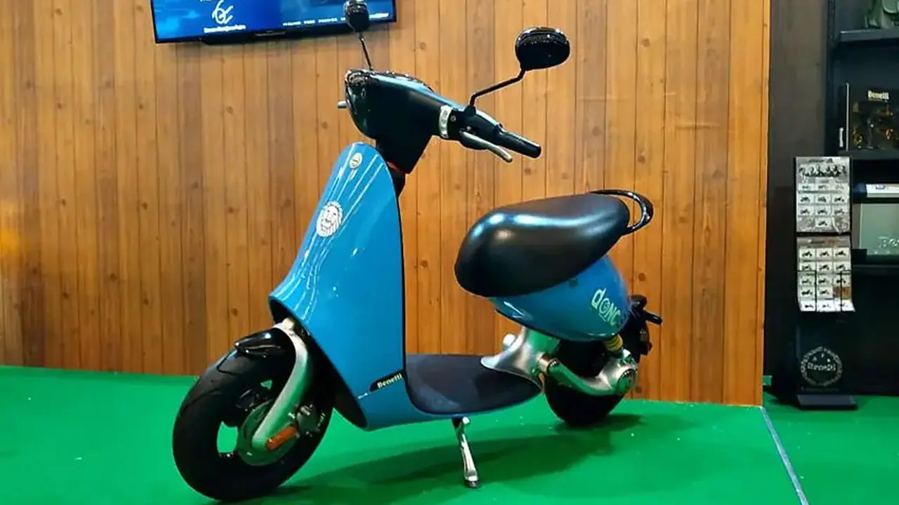 Skuter listrik Benelli Dong. (Oto.com)
