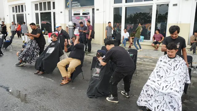Pangkas Rambut Amal