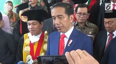 Presiden Jokowi memastikan, bahwa penyelenggaraan acara bertaraf internasional ini mampu menguntungkan Indonesia.