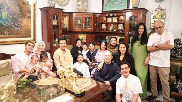 Lama Menjadi Janda, Donna Harun Kepergok Nikah Lagi? Ini ...