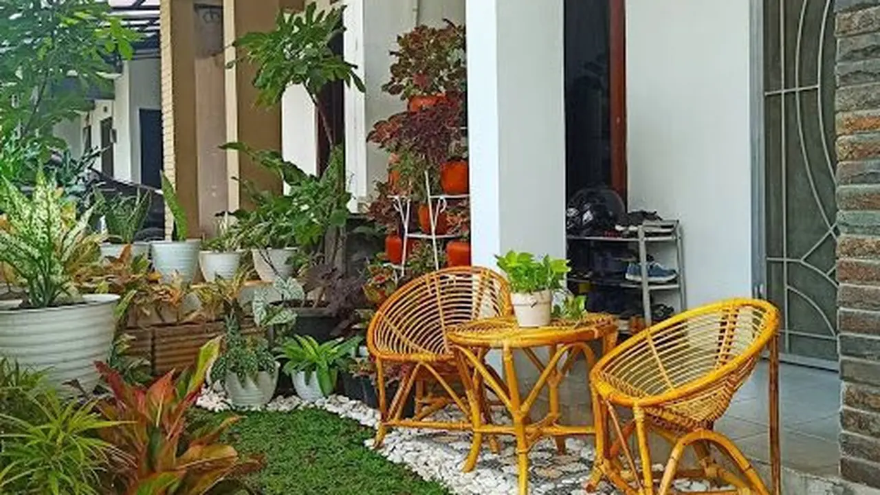 Desain Rumah Tanpa Pagar dengan Taman yang Luas