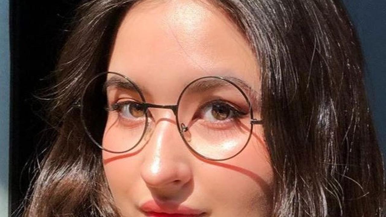 Kacamata Frame Round yang Sedang Populer