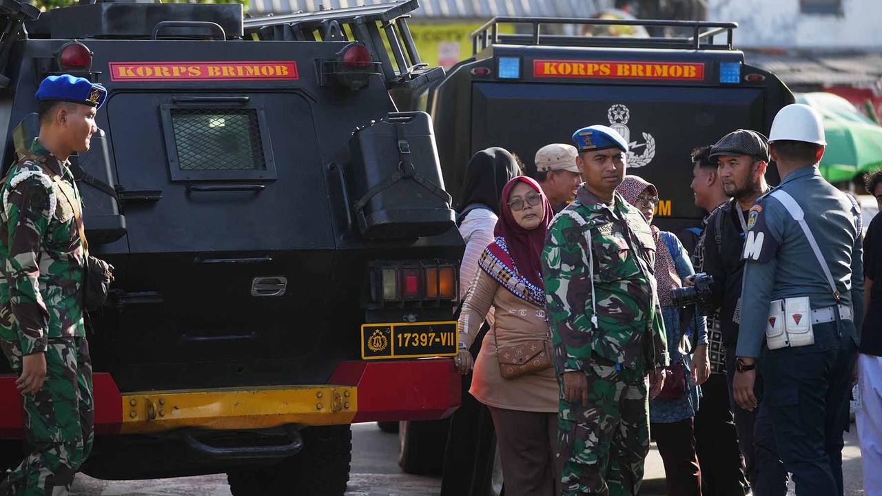 Cerita Ibu Korban Ledakan di SMA Negeri 72 Jakarta: Banyak Serpihan di Badan Anak Saya