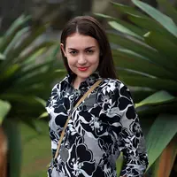 Aktris kelahiran Bandung, 22 September 1983 ini belum menemui kesulitan yang berarti selama proses syuting serial Elif Indonesia. Namun ia harus bisa mengucapkan adegan sesuai dengan versi aslinya Elif Turki. (Deki Prayoga/Bintang.com)