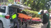 Identitas perempuan paruh baya yang tewas tertabrak kereta di wilayah di Kilometer 8+900 Kelurahan Boyolangu, Kecamatan Giri, akhirnya terungkap.