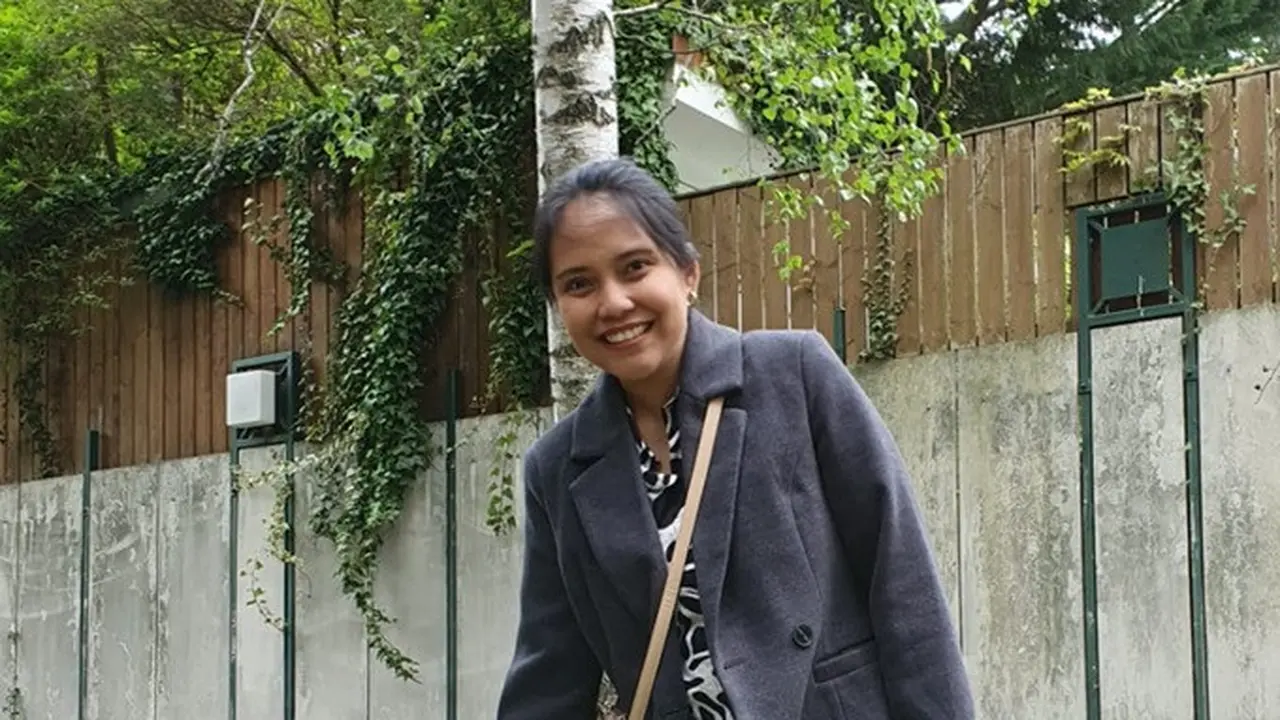 Unoviana Setia atau yang akrab disapa Uno adalah warga negara Indonesia yang saat ini menetap di Wina, Austria.