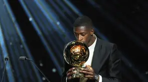 Pemain berusia 28 tahun itu mengungguli wonderkid Barcelona, Lamine Yamal, dan rekan setimnya di PSG, Vitinha, dalam pemungutan suara. (AP Photo/Thibault Camus)