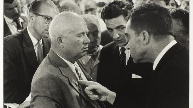 Wapres Nixon dan Presiden Khruschev terlibat 'perang mulut' saat keduanya bertemu di Moskow