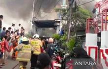 Kebakaran di Palmerah Padam, 50 Rumah Hangus dan 14 Orang Luka-Luka