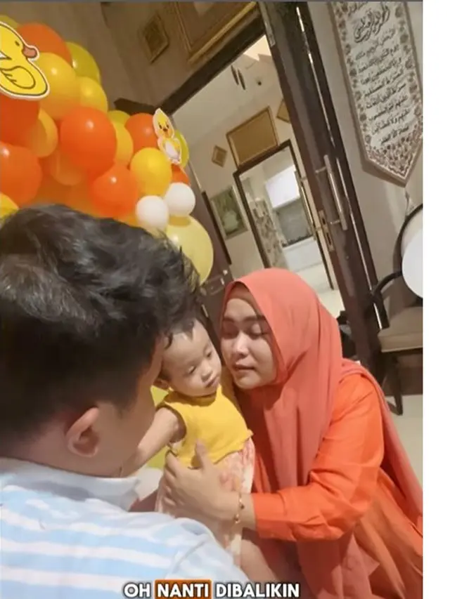 6 Potret Ultah ke-2 Sumehra Keponakan Ayu Ting Ting, Ungkap Rindu Sang Adik