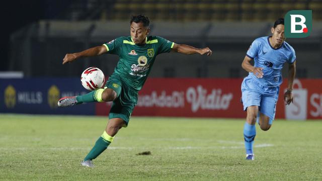 FOTO: Kiper Tampil Impresif, Persela Imbangi Persebaya 0-0 di Babak Pertama - Samsul Arif Munip