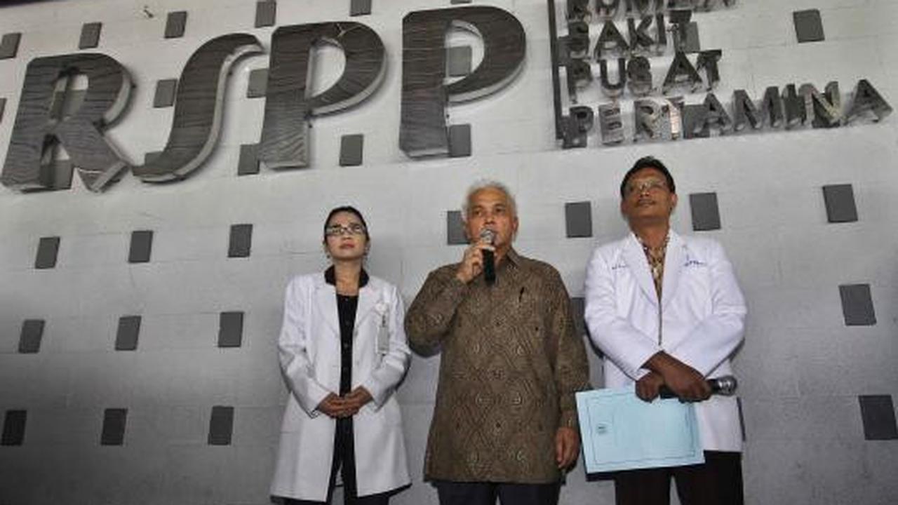 Ditemani dua dokter, Hatta Rajasa jelaskan kondisi anaknya