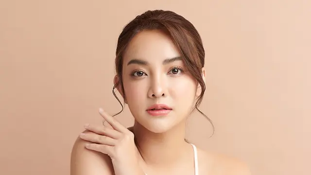 Meremajakan Kulit Wajah Itu Apa Sih? Intip Perawatan Praktis yang Bisa Dilakukan agar Tetap Kencang dan Awet Muda