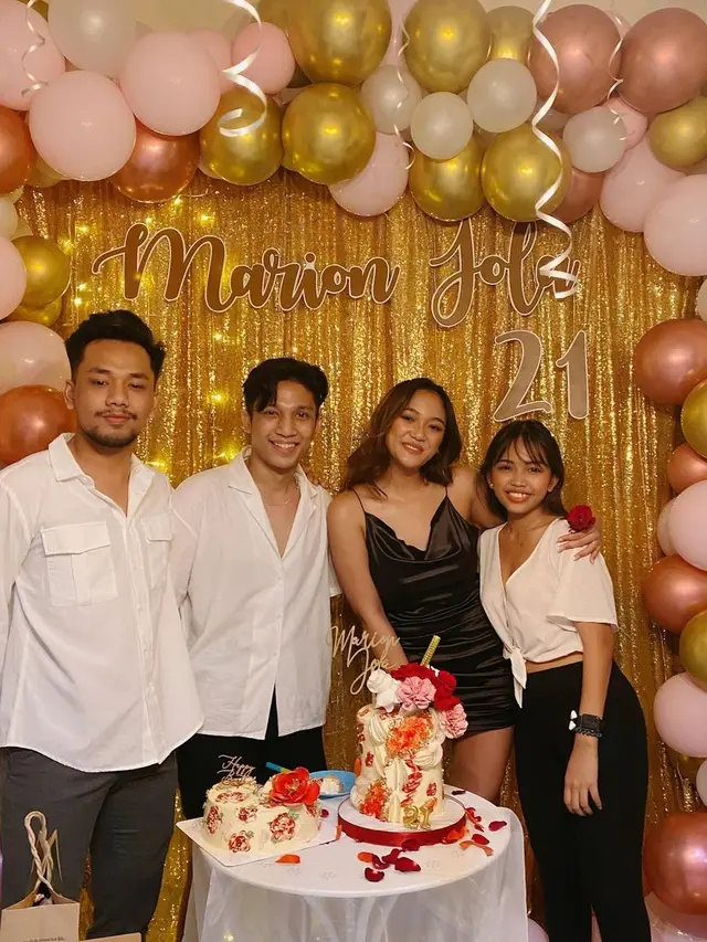 6 Potret Perayaan Ulang Tahun Marion Jola ke-21 Tahun, Curi Perhatian