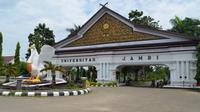 Seluruh mahasiswa baru Universitas Jambi wajib menjalani tes narkoba saat masa pengenalan kampus. (Liputan6.com/B Santoso)