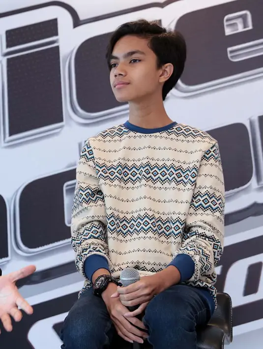 "Karena teman, ya harapannya saya semoga selalu berbahagia dan bahagia, sudah. Selalu berbahagia," pungkasnya. (Deki Prayoga/Bintang.com)