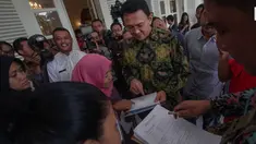 Dia mengaku tidak bisa mengatakan tuntutan jaksa sudah tepat atau tidak. Sebab, kewenangan penuntutan memang ada di tangan jaksa. 