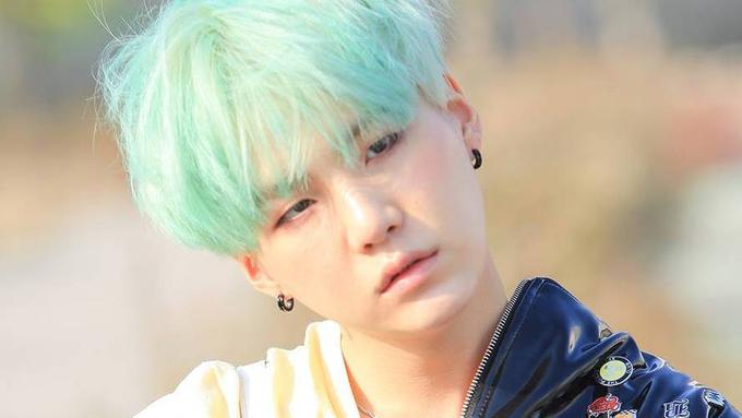 Suga BTS Bakal Produseri Penyanyi Cantik yang Satu ini ...