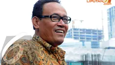 Anggota DPRD Banten, Kasmin kembali menjalani pemeriksaan oleh penyidik KPK. Jumat (11/4/2014) (Liputan6.com/Faisal R Syam).