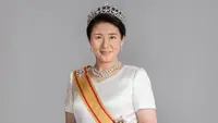 Masako Owada merupakan pasangan Kaisar Naruhito. Sosoknya menjadi panutan karena memiliki latar belakang edukasi yang tinggi. [Foto: Pinterest]