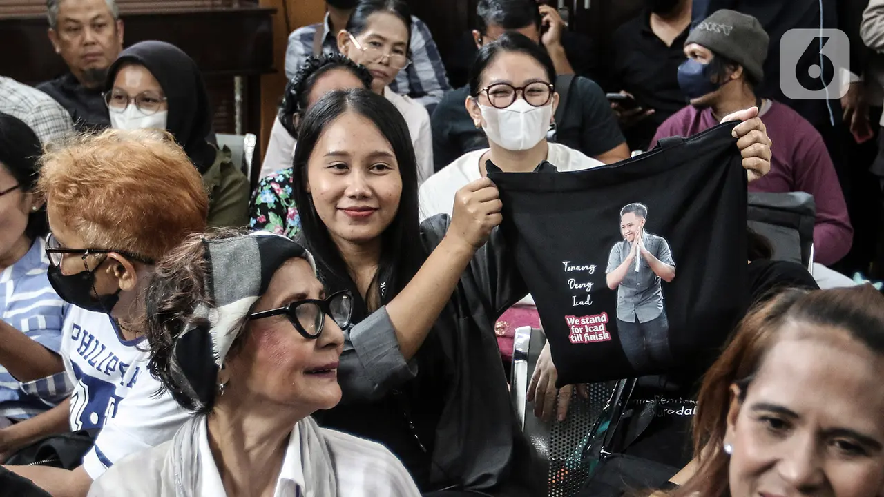 Reaksi Pendukung Bharada E di Sidang Tuntutan Kasus Pembunuhan Brigadir J