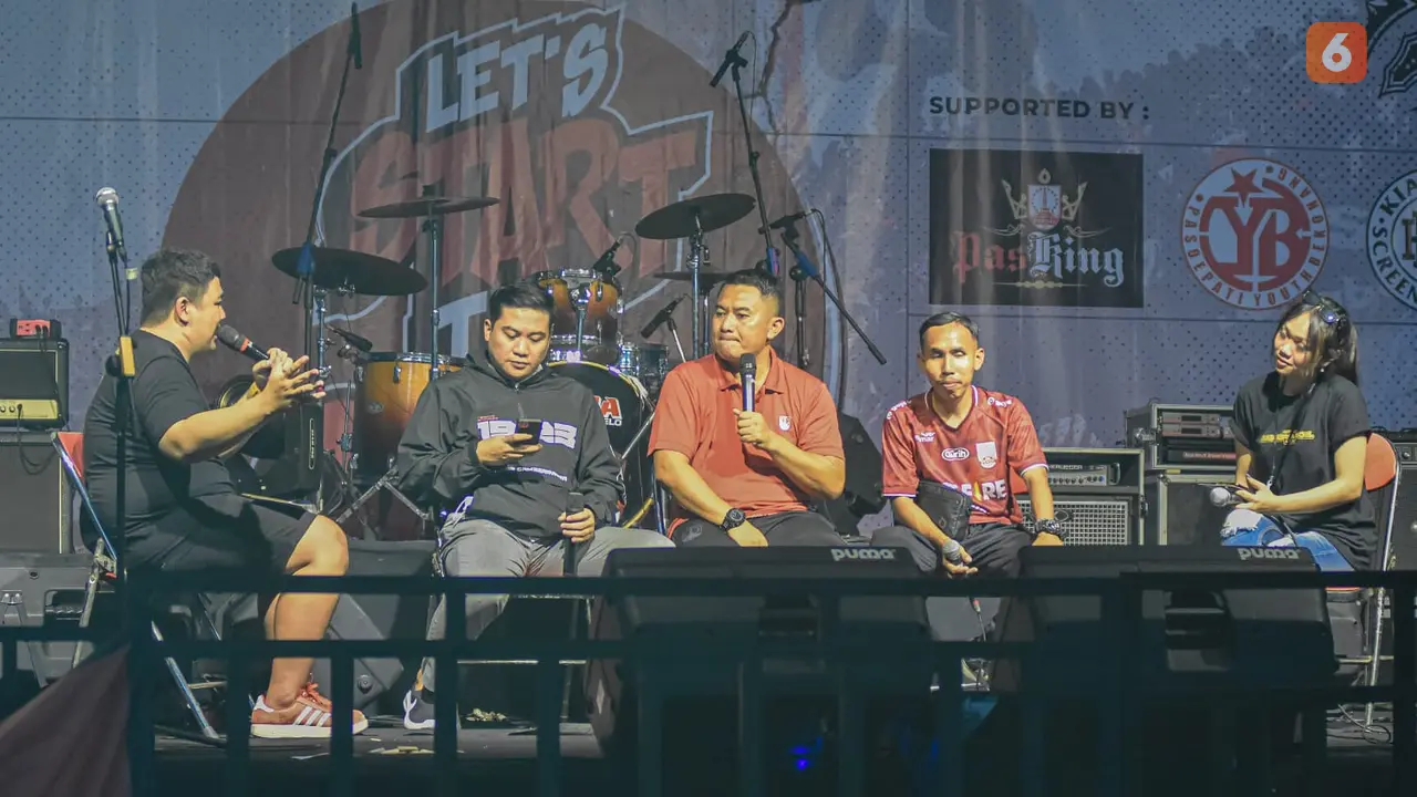 Pemanasan ala Pasoepati Beri Dukungan untuk Persis Solo