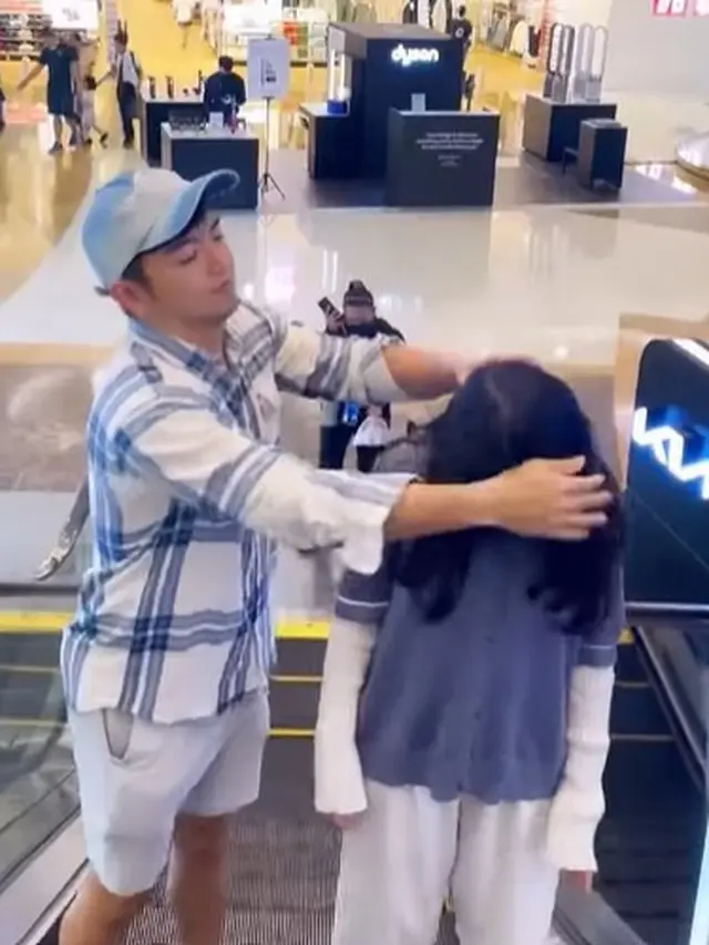 Nicky Tirta dan anaknya (Instagram/nickytirta)