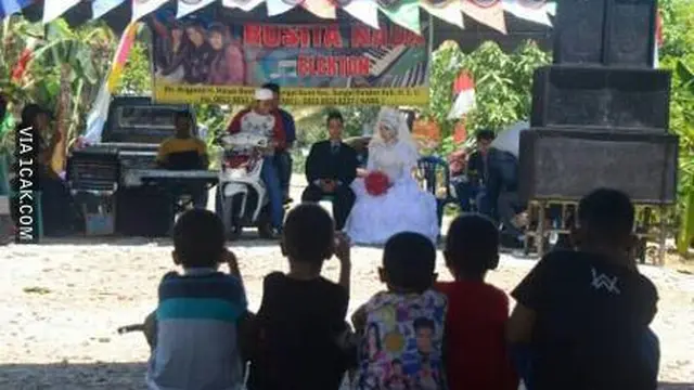 6 Tempat Nikahan Low Budget Ini Kelewat Unik, Kocak