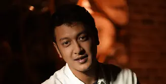 Dimas Anggara semakin dekat dengan para penggemarnya setelah membintangi film ‘Magic Hour’. (Galih W. Satria/Bintang.com)