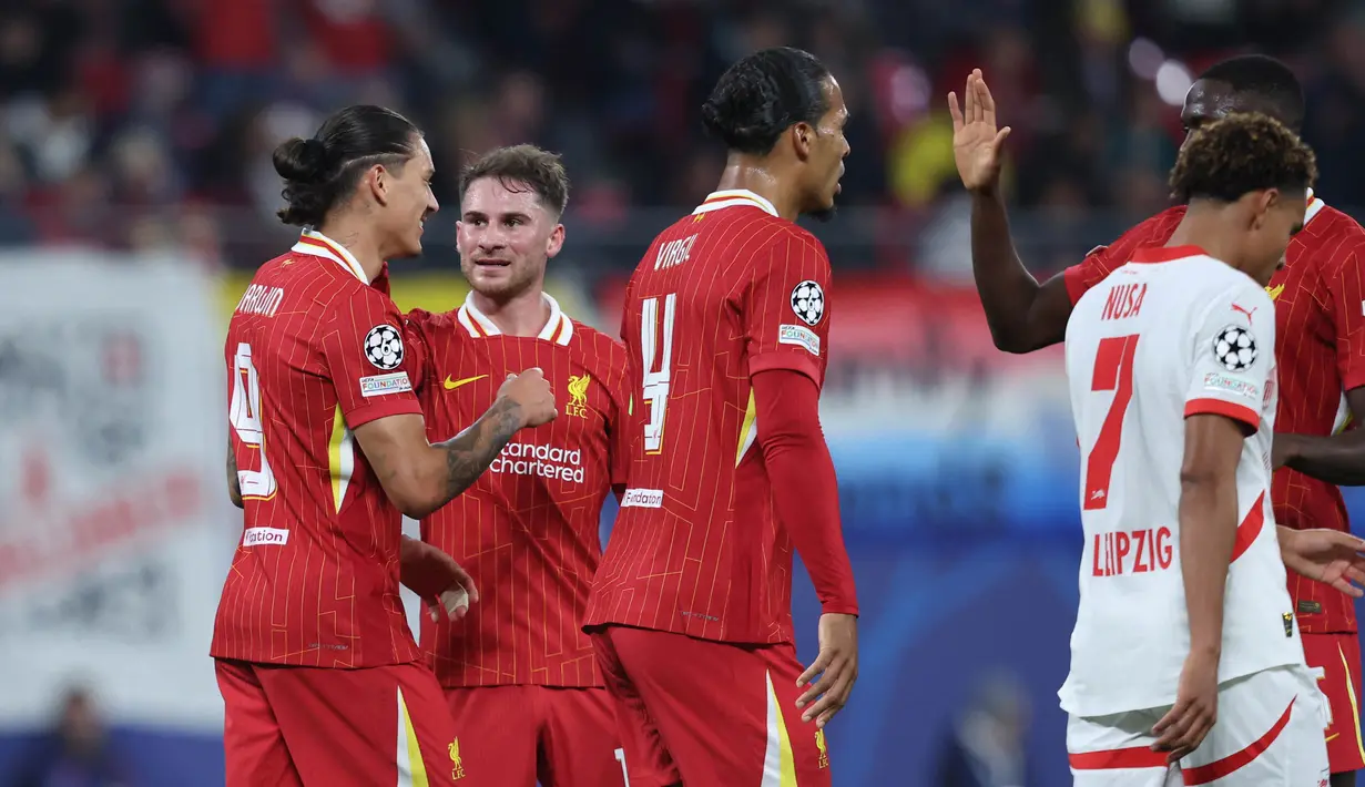 Tim racikan pelatih Arne Slot menang tipis 1-0. Gol kemenangan Liverpool dicetak Darwin Nunez pada menit ke-27. (Ronny HARTMANN/AFP)