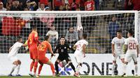 Timnas Filipina saat melawan China pada penyisihan Grup C Piala Asia 2019 di Mohammed bin Zayed Stadium, Abu Dhabi (11/1/2019). (AFP/Khaled Desouki)