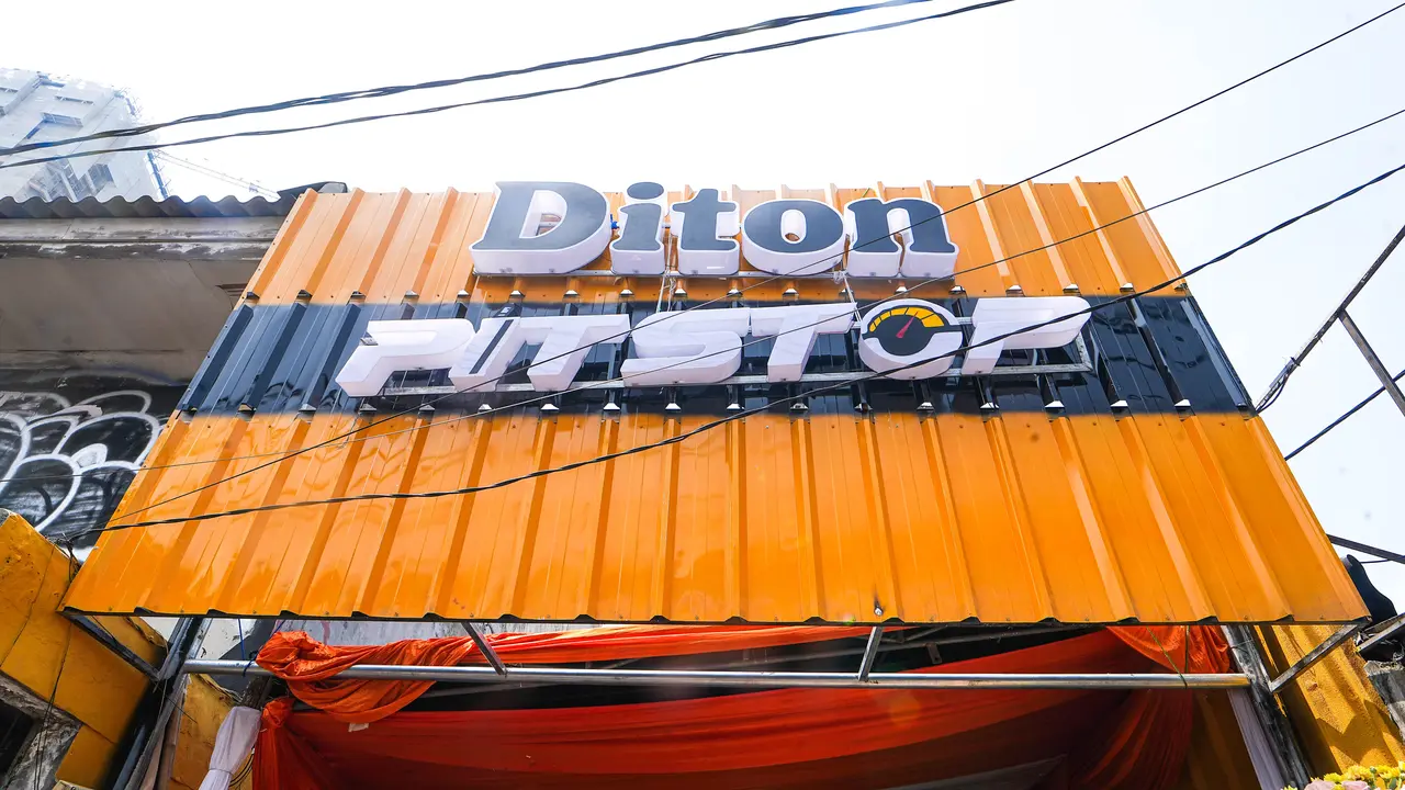 Ngecat Sepeda Motor di Diton Pitstop Cuma Rp 150 Ribuan (ist)