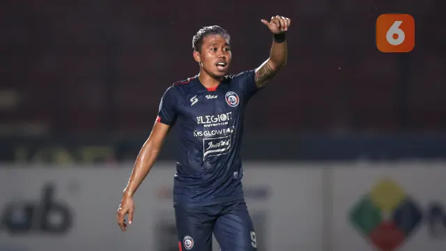 Foto: Gol Moh Edo di Menit Injury Time, Putuskan Rekor Kemenangan Beruntuk Arema FC di BRI Liga 1 2021 / 2022