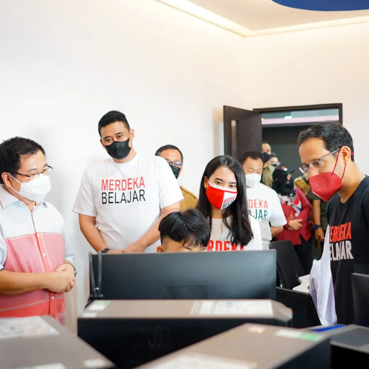 Walikota Medan Buka Sosialisasi dan Pembinaan Kepada Guru-Guru Sekolah  Minggu Se-Kota Medan