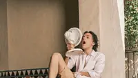 Koleksi Sepatu Suede Serba Bisa, Lengkapi Wardrobe dengan Gaya Effortless