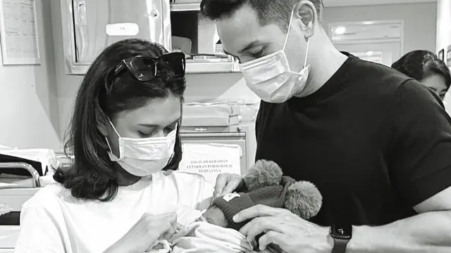 Nana Mirdad dan Andrew White Bagikan Momen Haru saat Harus Berpisah dengan Bella, Bayi Perempuan yang Ditemukan ART di Semak-Semak (instagram.com/nanamirdad_)