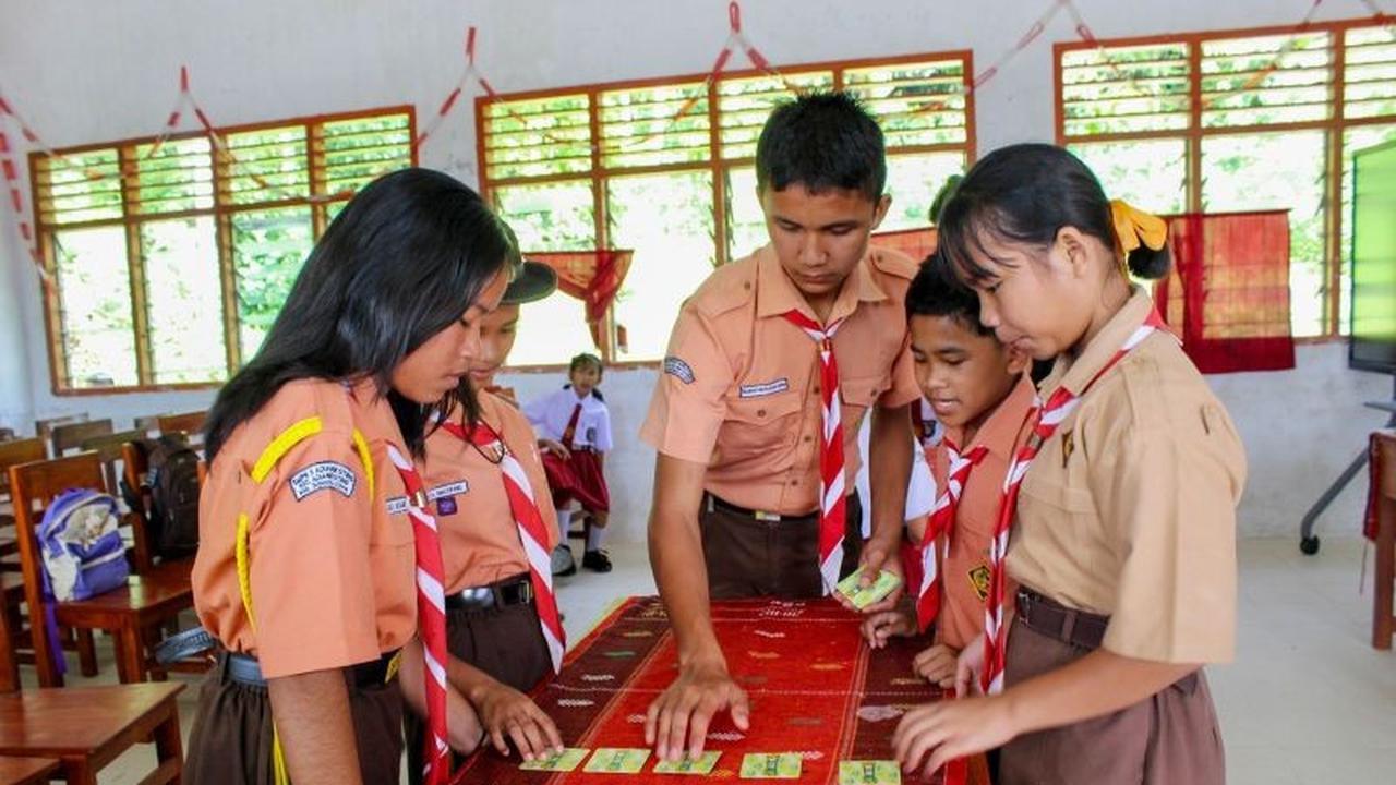 Kemenekraf Hadirkan Board Game untuk Pemulihan Anak di Tapanuli Utara Pasca Banjir
