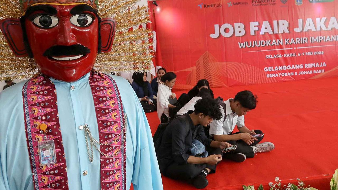 FOTO: Job Fair Jakarta Dipadati Pencari kerja