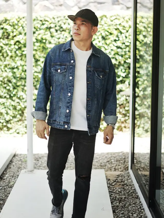 Selebgram Henry Aritonang