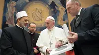 Paus Fransiskus Ajak Semua Agama Bersatu Lawan Corona dengan Puasa di Bulan Ramadan