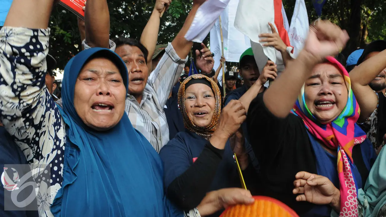 20160531-PTUN Kabulkan Gugatan Nelayan-Jakarta-Helmi Afandi