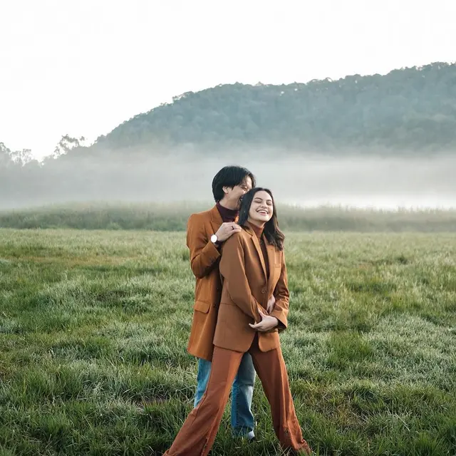 7 Potret Mesra Bisma Karisma dengan Andira Hadley yang Dikabarkan Segera Menikah