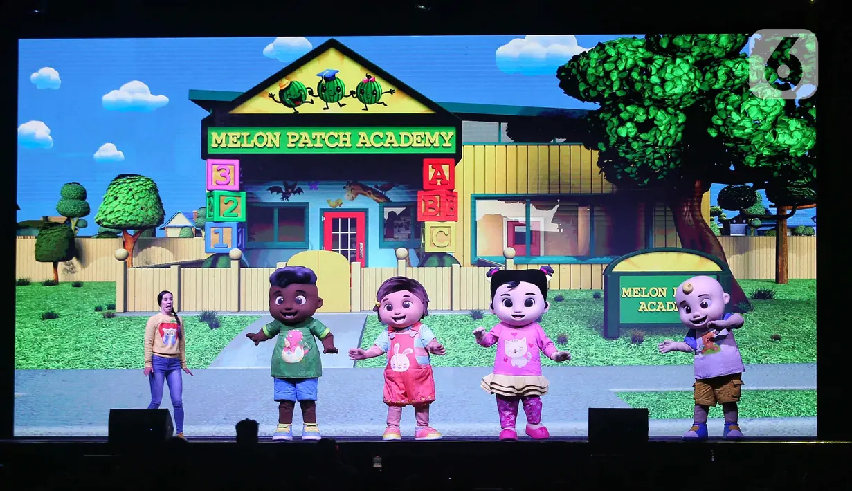 Keceriaan dan nilai-nilai positif yang diusung CoComelon diwujudkan dalam acara “CoComelon Sing A-Long Live”, sebuah pertunjukan musikal interaktif dengan konsep bernyanyi bersama yang menghadirkan lebih dari 20 lagu favorit. (Liputan6.com/Angga Yuniar)