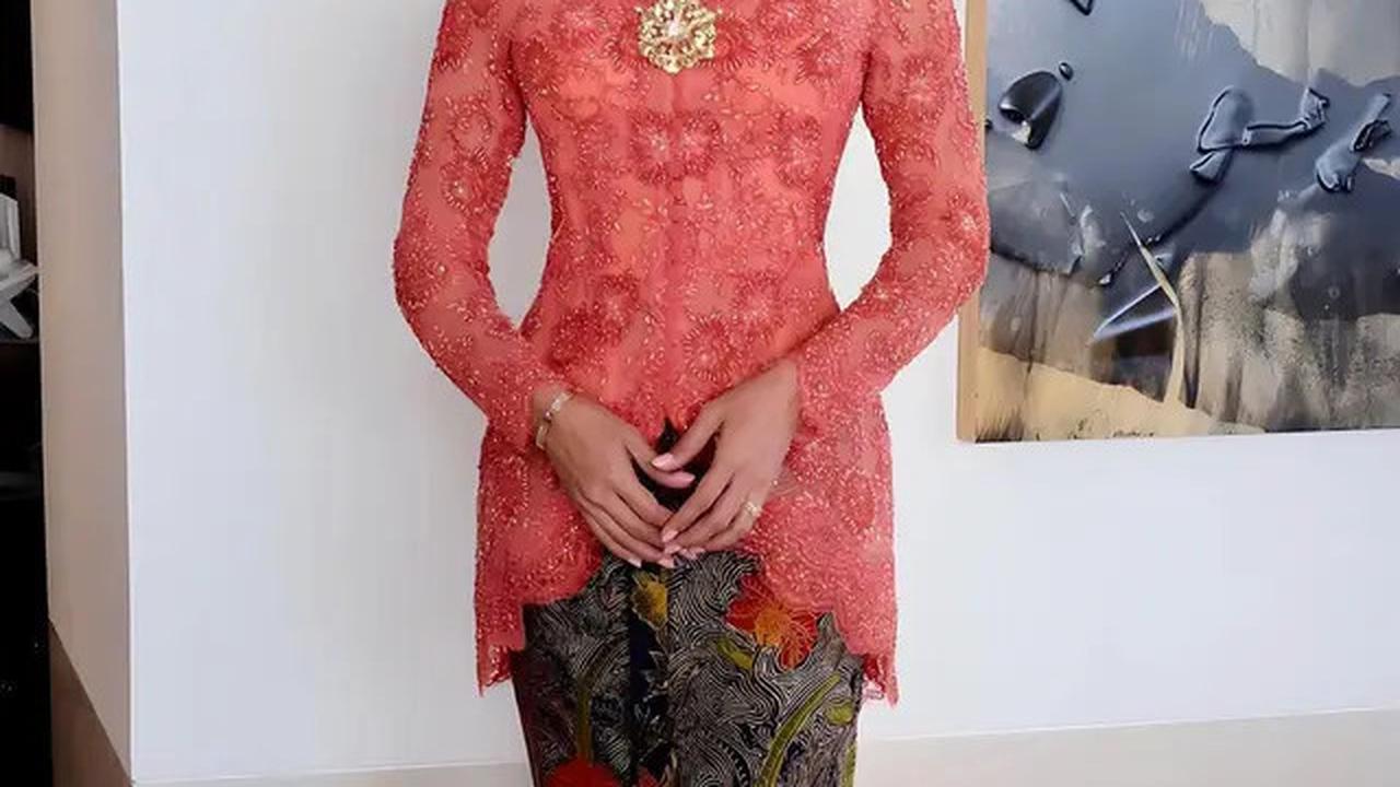 4 Ide Kebaya Elegan dan Berkelas Ala Ibu Pejabat, Dari Franka Makarim hingga Kahiyang Ayu