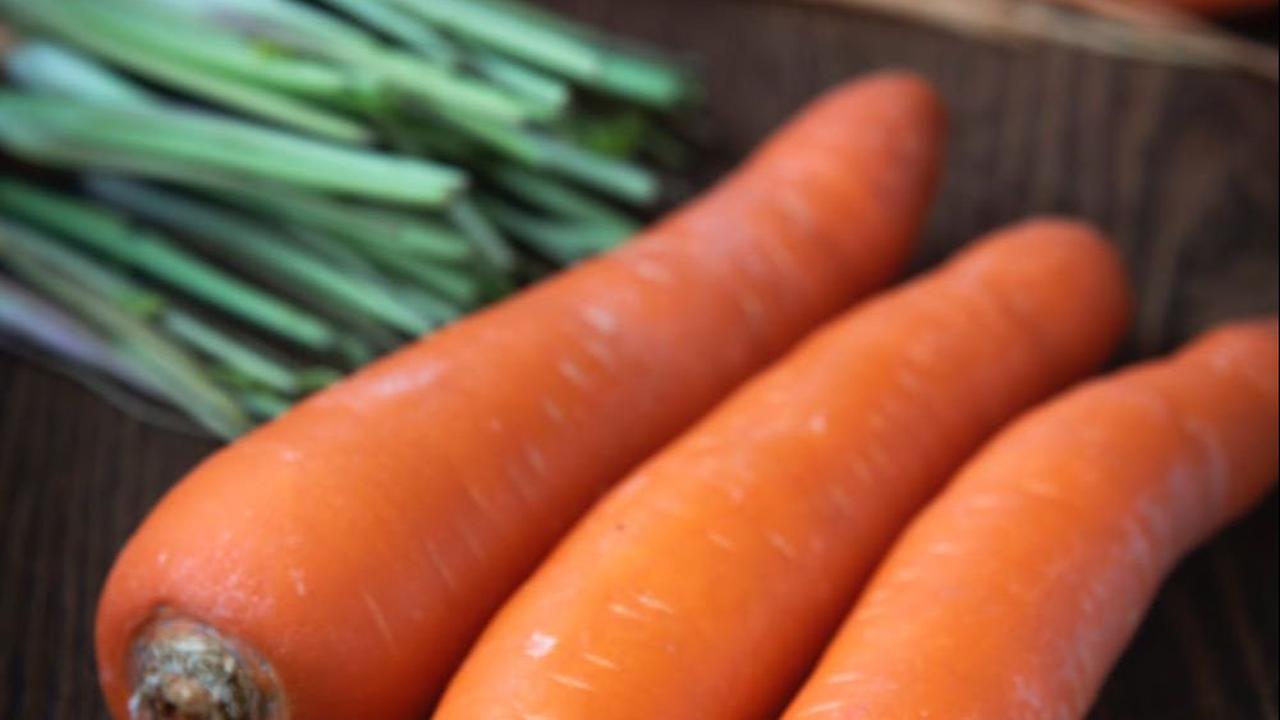 6. Wortel: Vitamin A untuk Pertumbuhan Normal