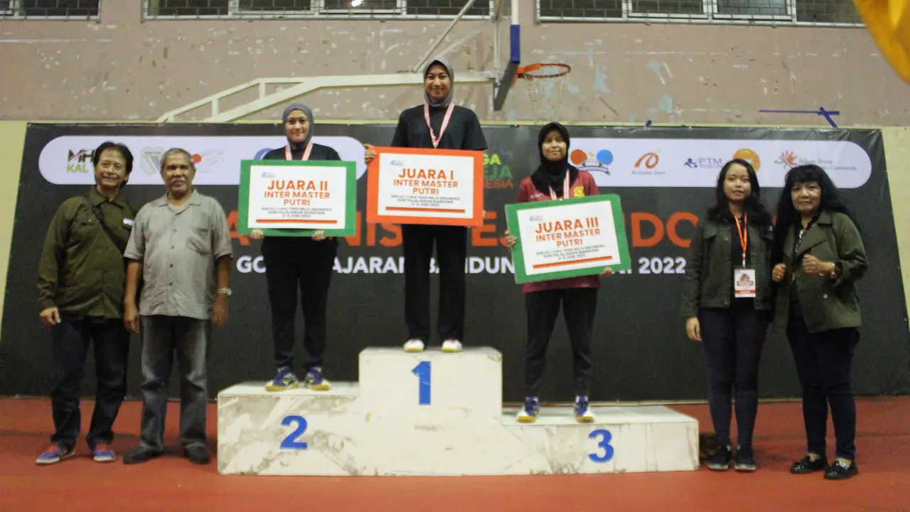 Para pemenang Liga Tenis Meja Indonesia 2022